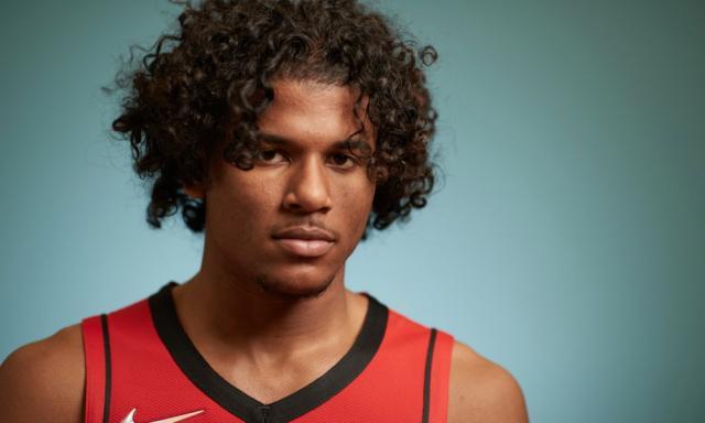 百家乐官网-戈登或在下季离开休斯敦 火箭想送走沃尔难度太大