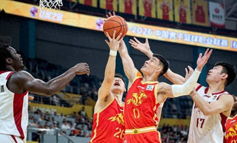 百家乐官方网站-广厦主场惨遭补篮绝杀，山西惊险取胜，率先拿下系列赛赛点